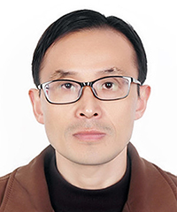 Zhonglin He